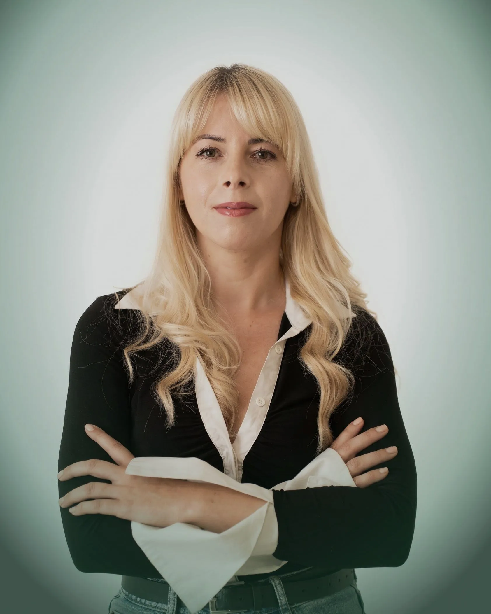 Petronela, the host of the Peaceful Corner apartment